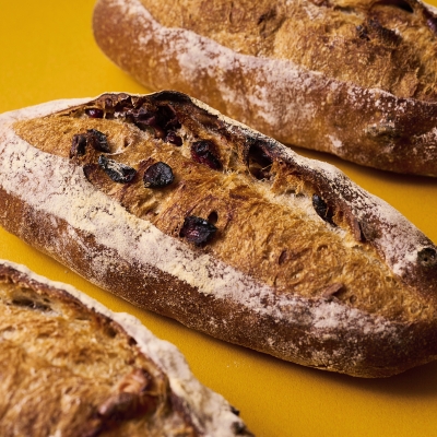 クランベリーとナッツのカンパーニュ